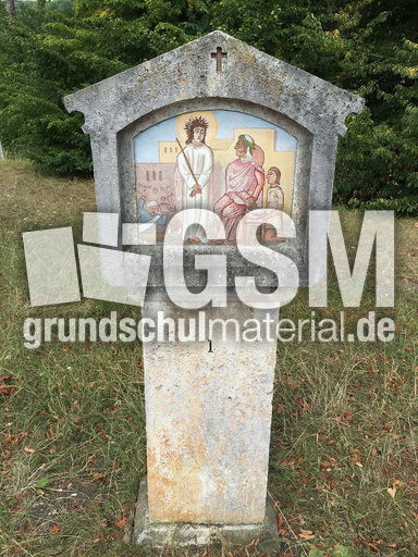 Kreuzweg Station -1.jpg